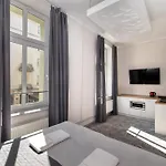 Savoy Mariacka アパートホテル 4*