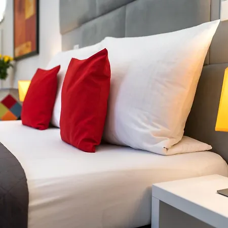 Savoy Mariacka アパートホテル カトヴィツェ