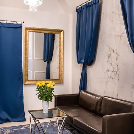 Savoy Mariacka アパートホテル カトヴィツェ