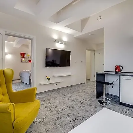 Aparthotel Savoy Mariacka