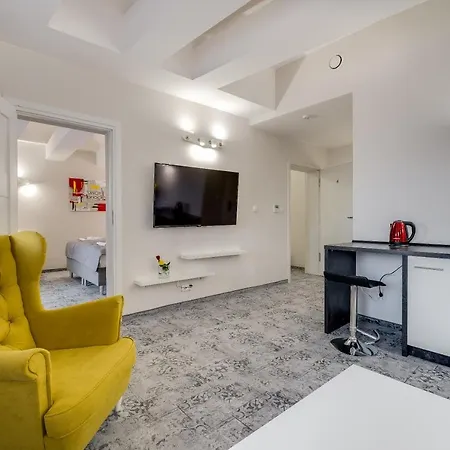 Savoy Mariacka アパートホテル