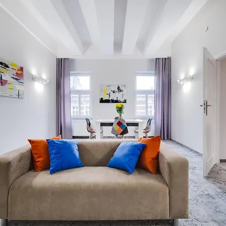 Savoy Mariacka アパートホテル 3*