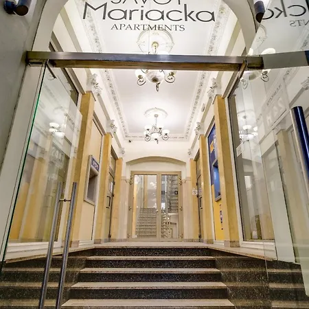 アパートホテル Savoy Mariacka カトヴィツェ