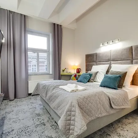 Savoy Mariacka Aparthotel 3*