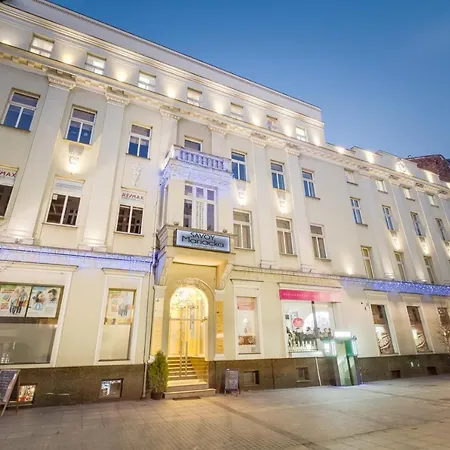 شقة فندقية Savoy Mariacka 3*