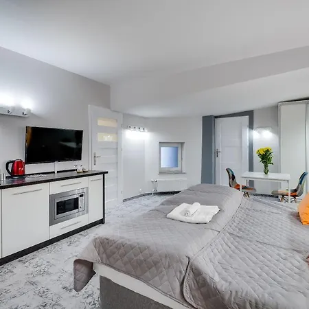 アパートホテル Savoy Mariacka 3*