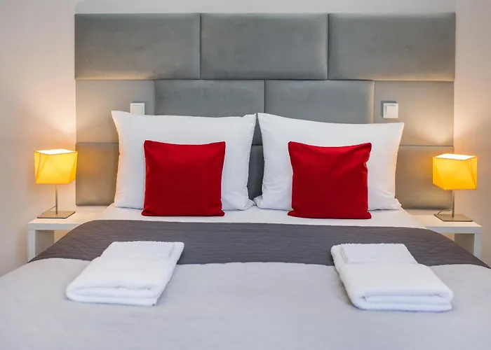 Aparthotel Savoy Mariacka 3*