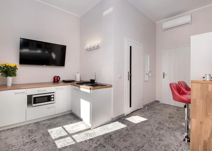 Aparthotel Savoy Mariacka 3*