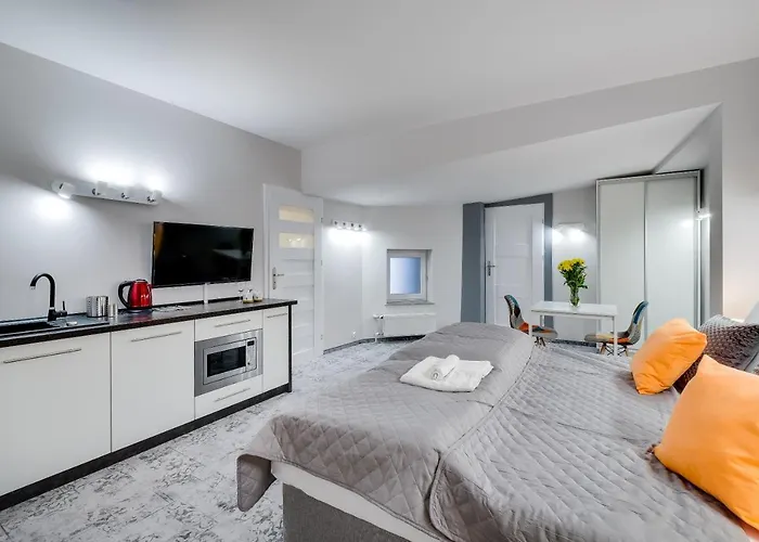 Aparthotel Savoy Mariacka 3*